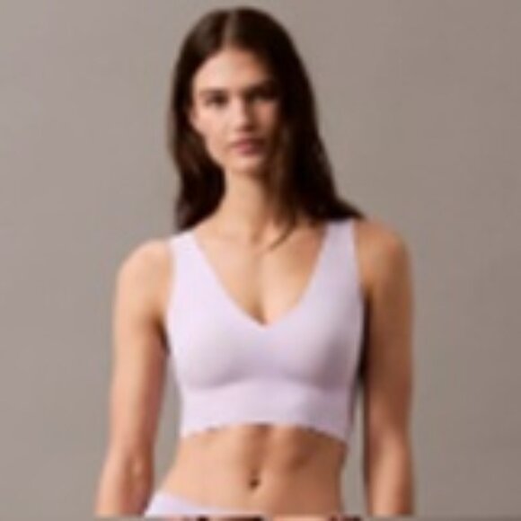 Calvin Klein - Invisibles Lightly Lined V-Neck Bralette - XLarge - Picture 1 of 1